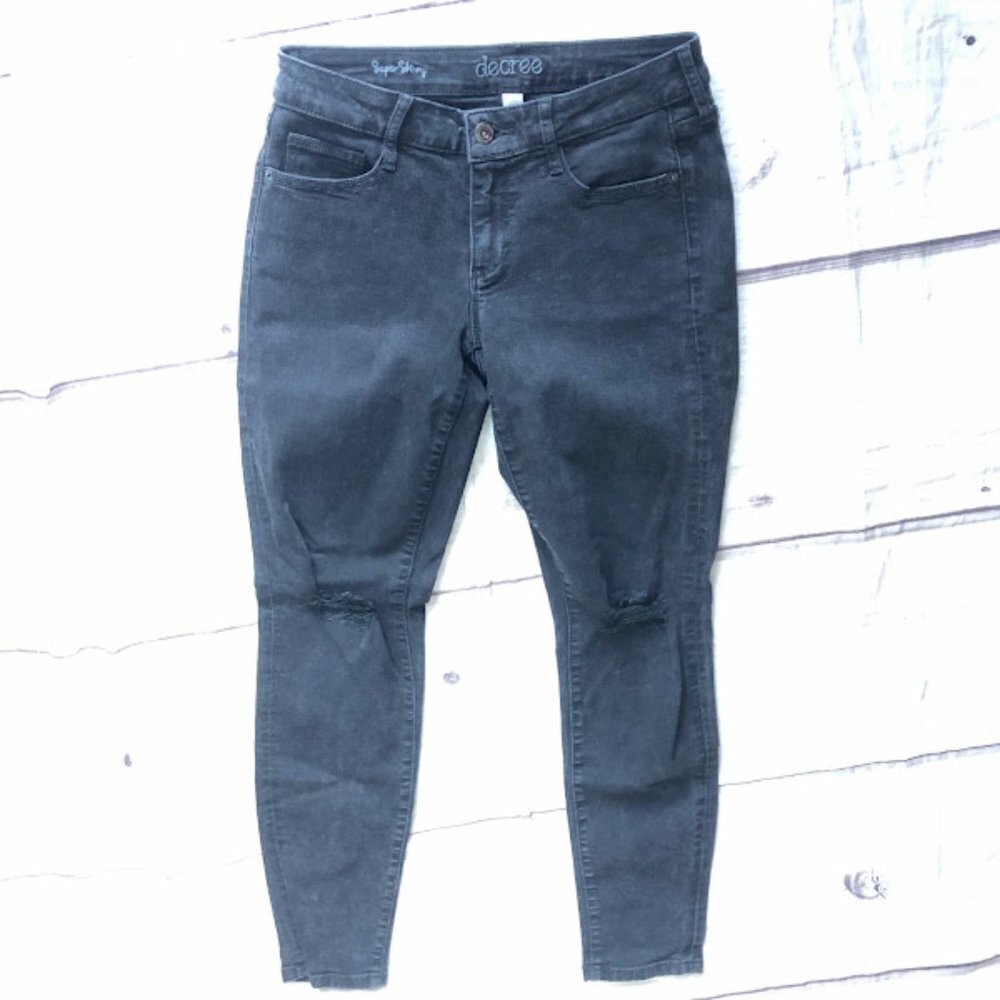 DECREE Women's Super Skinny Stretch Distressed Jeans Size 5 charcoal‎ gray